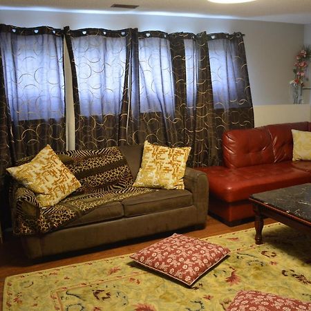 Aasra Home كيلوانا المظهر الخارجي الصورة